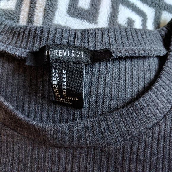 NWOT Forever 21 dark grey ribbed crop top M - Picture 4 of 6